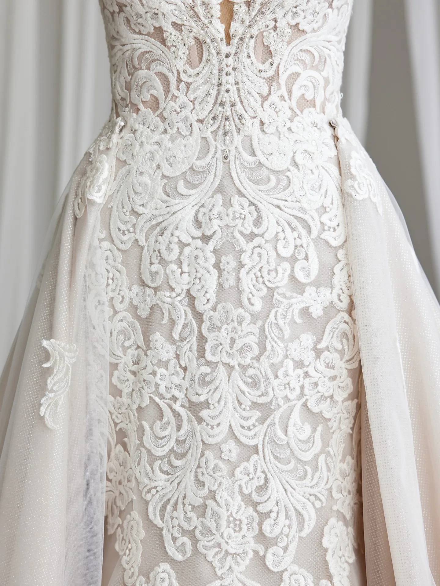 Maggie Sottero Fiona YYDTA+23MS714000 Fit and Flare Wedding Dress, Alt102