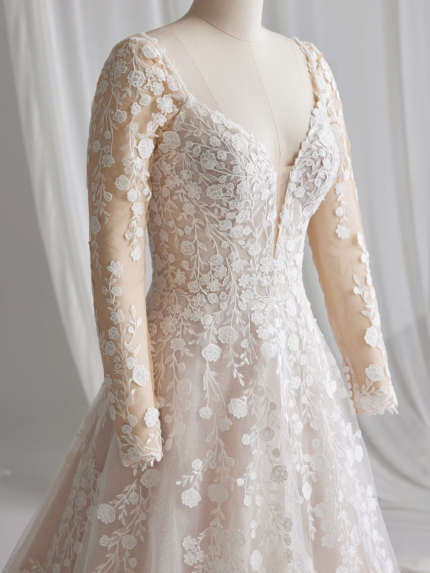 Maggie Sottero Wedding Dress Sleeves Edwina DS023MS617000 Alt101