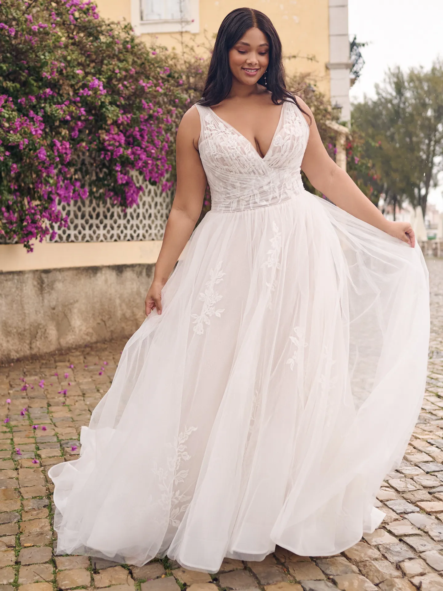 Maggie Sottero Ball Gown Wedding Dress Teona 23MN602A01 Curve-PROMO3