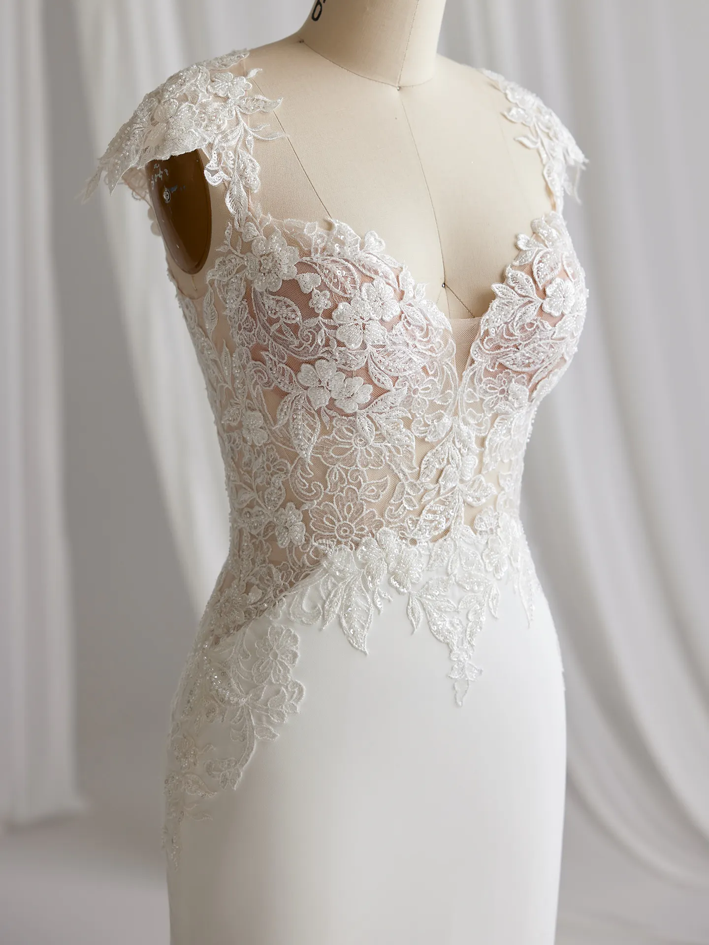 Rebecca Ingram Sheath Wedding Dress Idabelle 23RK674A01 Alt101