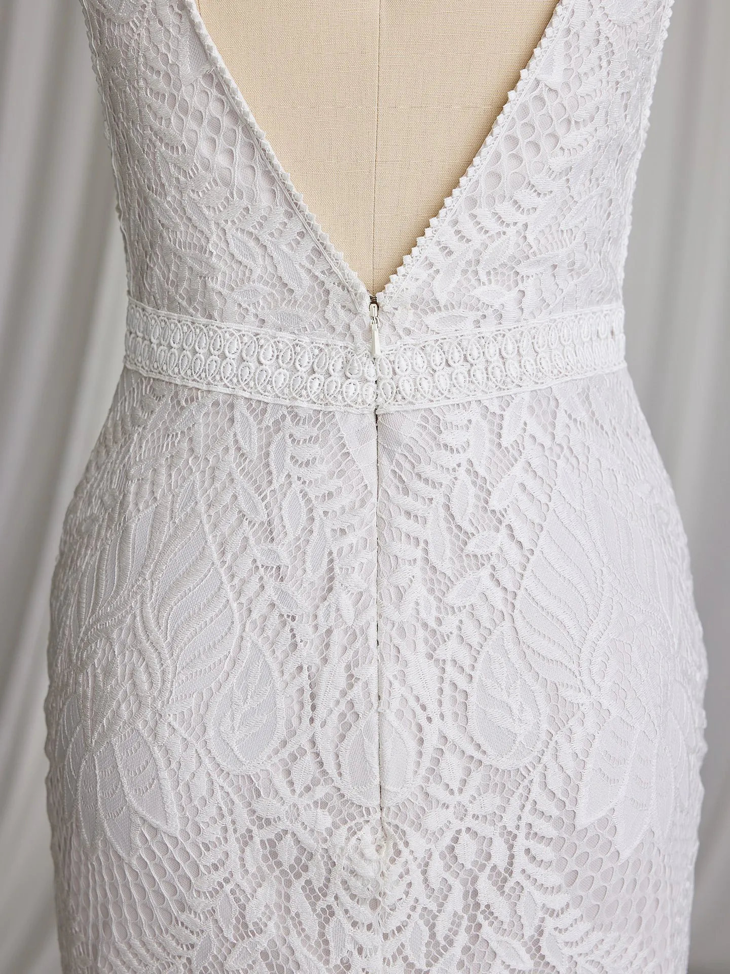 Rebecca Ingram Sheath Wedding Dress Janine 23RK697A01 Alt105
