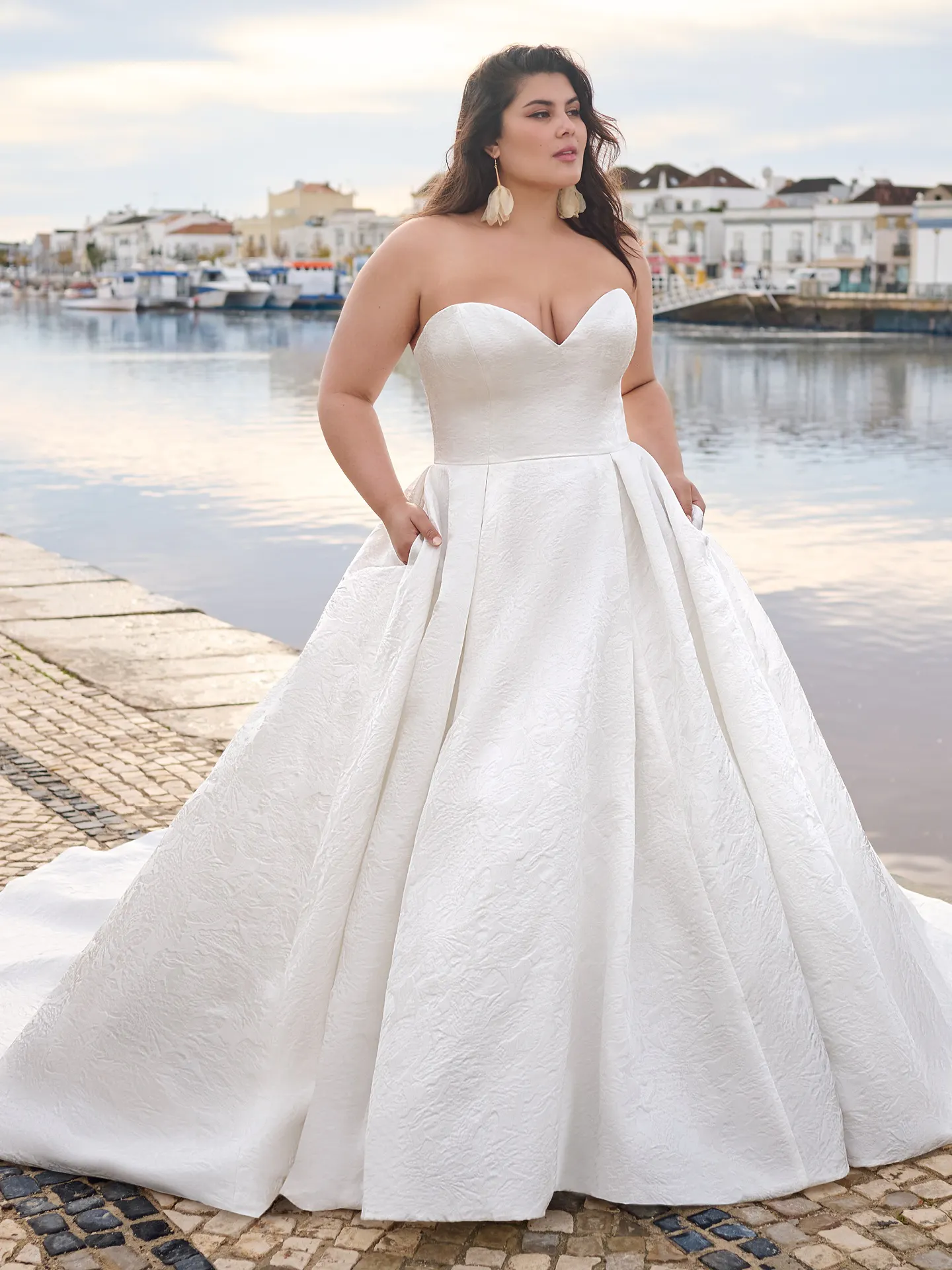 Sottero and Midgley Ball Gown Wedding Dress Cyprus 23SK715A01 Curve-PROMO4