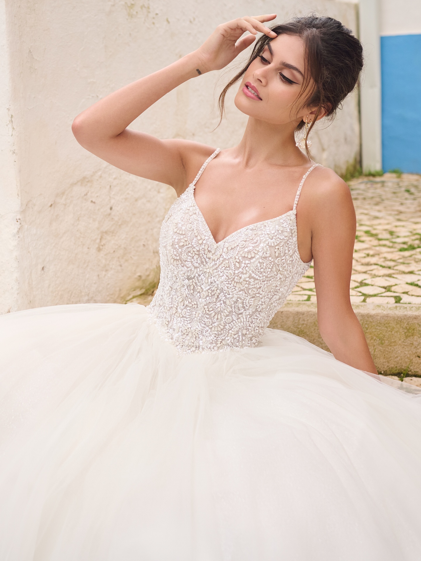 Long Sleeve Wedding Gown Crystal Wedding Ballgown Dress Glitter Wedding Gown  - Etsy | Ball gowns, Luxury wedding dress, Long sleeve wedding gowns