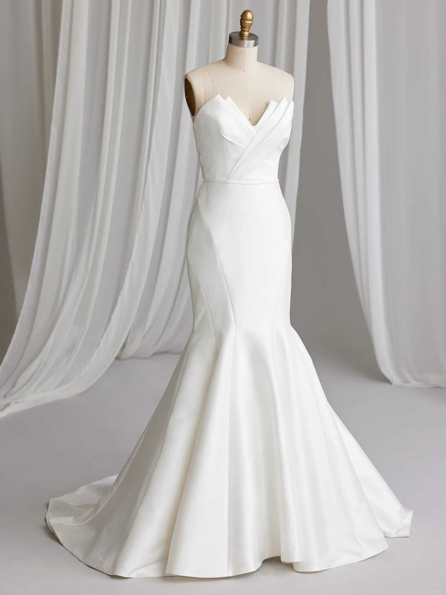 Sottero and Midgley Fit and Flare Wedding Dress Marilyn 23SW619A01 Alt100