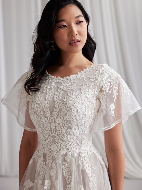 Ingrid Leigh (Accessory Detachable Flutter Sleeves) Ingrid Leigh