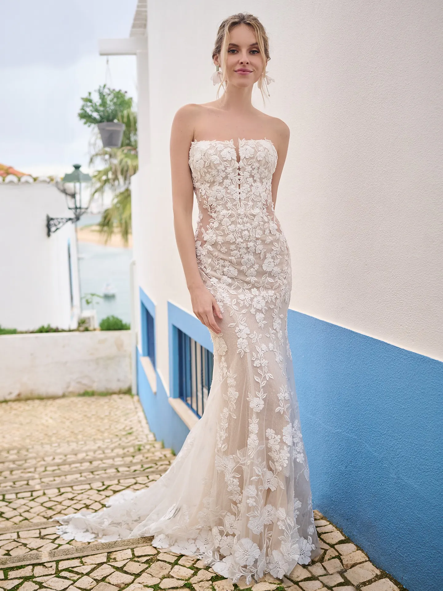 Sottero and Midgley Fit and Flare Wedding Dress Adelaide 23SZ722A01 Promo5