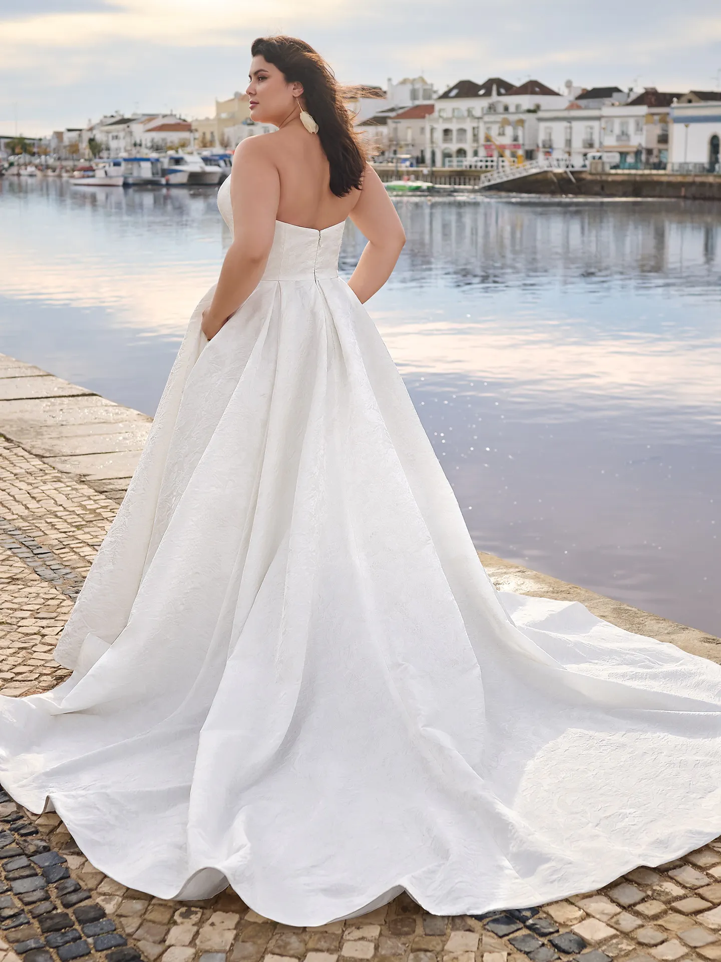 Sottero and Midgley Ball Gown Wedding Dress Cyprus 23SK715A01 Curve-Promo5