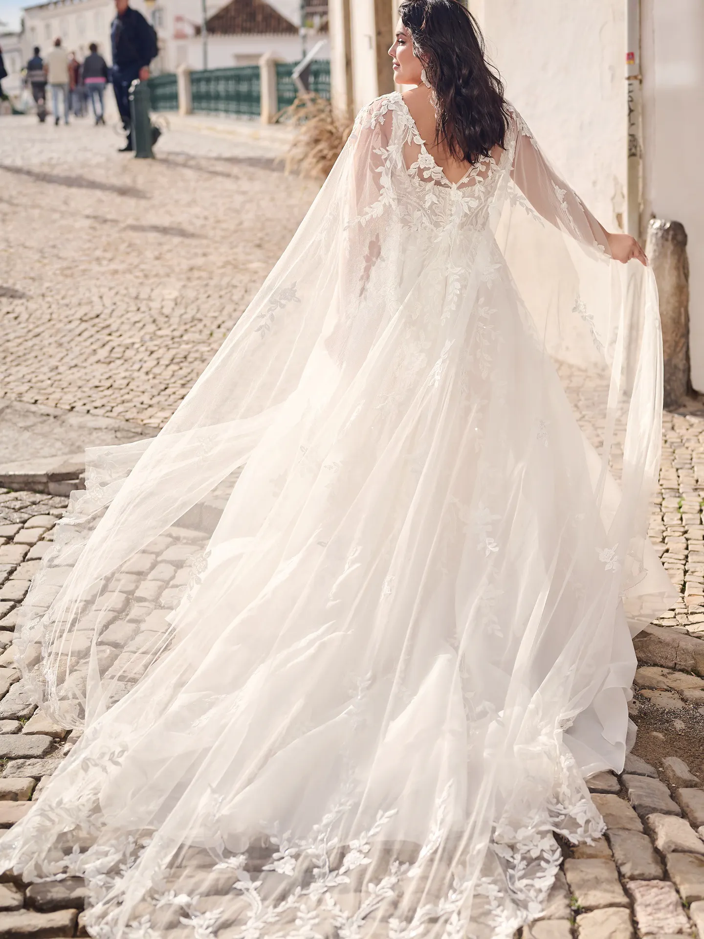 Sottero and Midgley Ball Gown Wedding Dress Maddox 23SS637A01 Curve-PROMO7