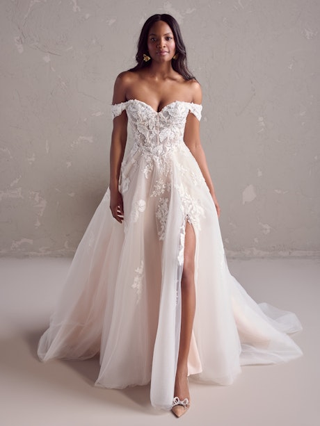 Wedding Dress, Plunge Neckline Wedding Dress, Unique Wedding Dress With  Open Back and Full Circle Skirt, Simple and Stunning Wedding Dress 