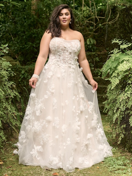bridal dress with built-in shapewear the plus-size brides 🤍👰🏼‍♀️ im
