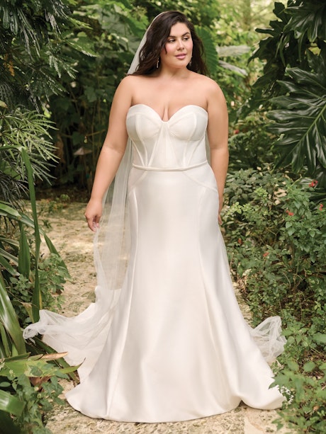 Plus Size Mermaid Wedding Dresses With Slit Satin Ruched Sweep Train Bridal  Gown