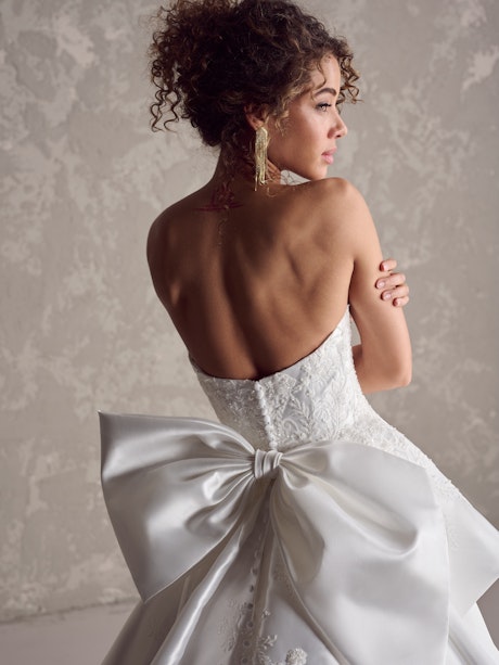 Sottero and Midgley Vercille Wedding Bow YYBW0+24SC188000 Alt51