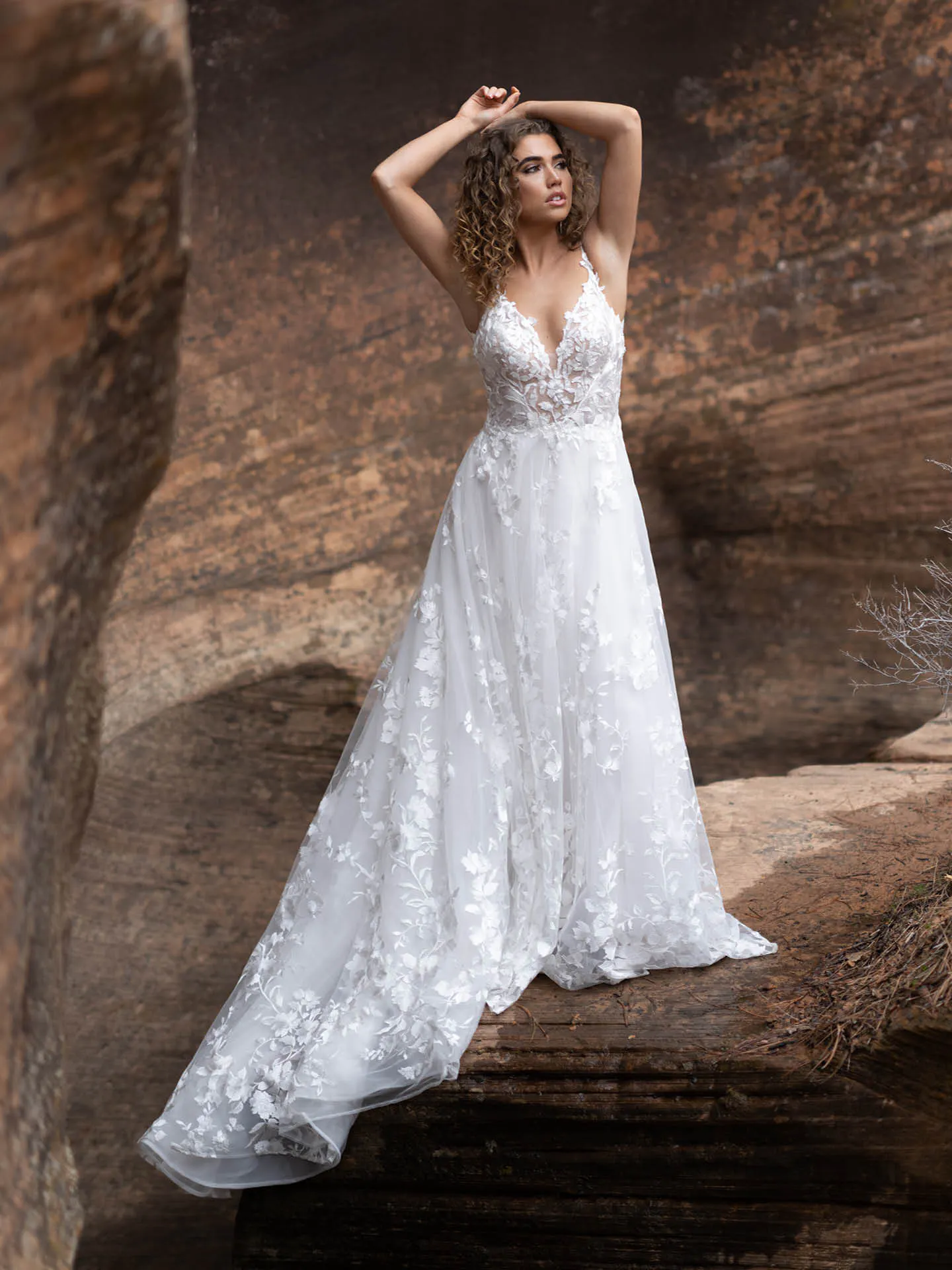 a line winter wedding dresses Whimsical Lace A-line Gown | Maggie Sottero use a professional tailor Rosette Detail Halter Neck SIZE:XS Canary Houze Ball gown