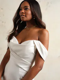 Classic off-the-shoulder Cartago satin cap-sleeves