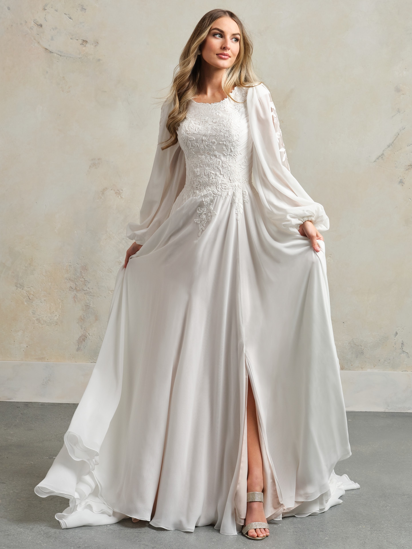 Chiffon Wedding Dresses