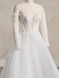 Detachable glittering off-the-shoulder fitted long sleeves