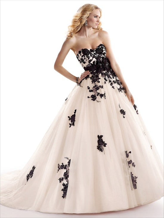 Maggie Sottero Wedding Dress Cosette 3MT781 front