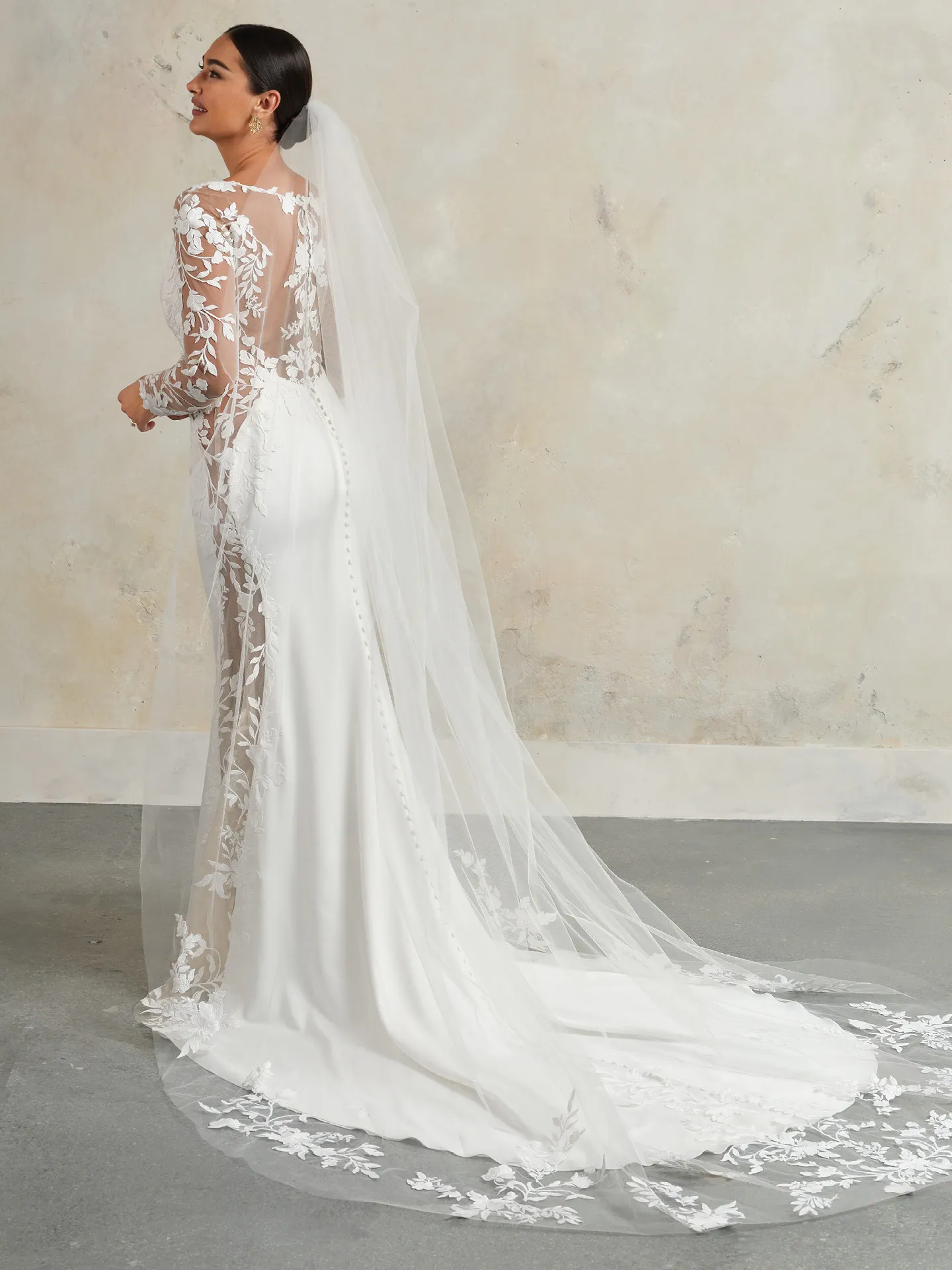 Sottero and Midgley Miami Sheath Wedding Dress 24SW756A01 Alt53 IV