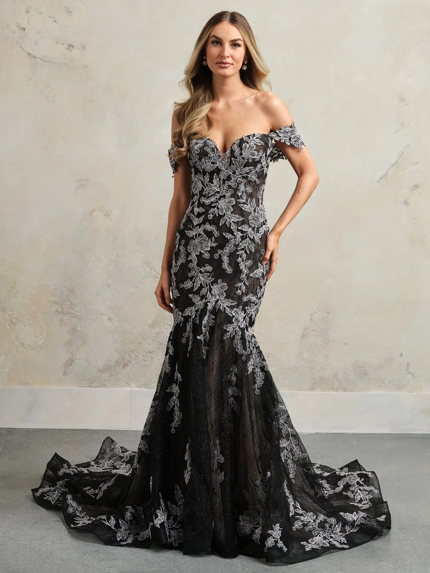 Maggie Sottero Peony Wedding Dress Cap Sleeves CS024MC777000 Alt50 BK
