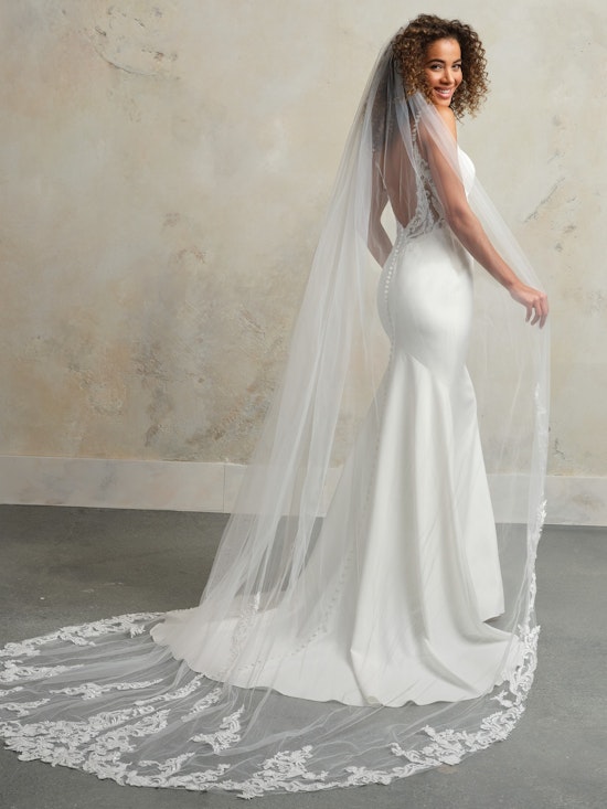 Rebecca Ingram Megan Wedding Veil VL024RB735000 Alt54 AI
