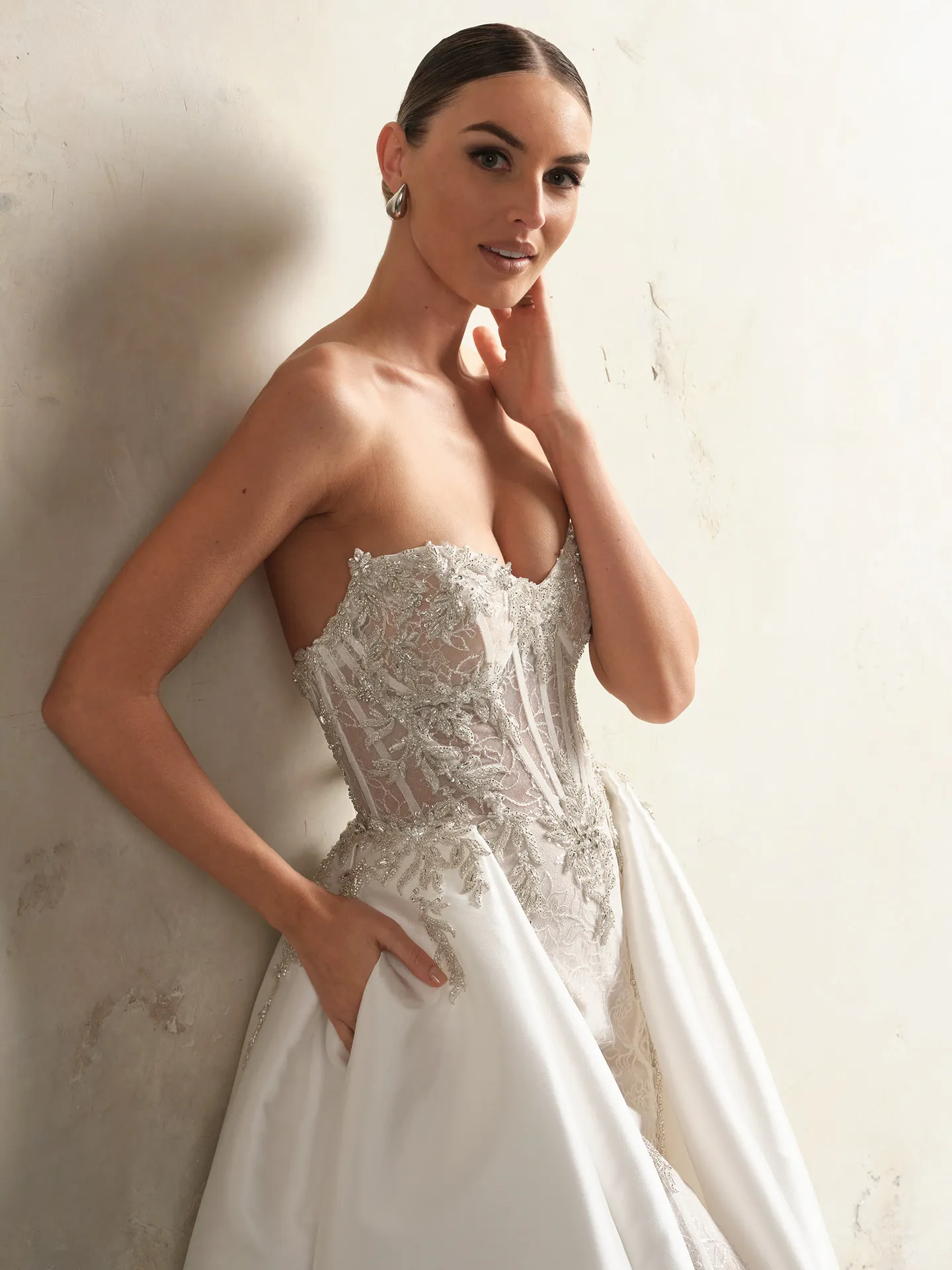 Sottero and Midgley Almudena Wedding Dress Train DT024SC810000 Alt55 AI