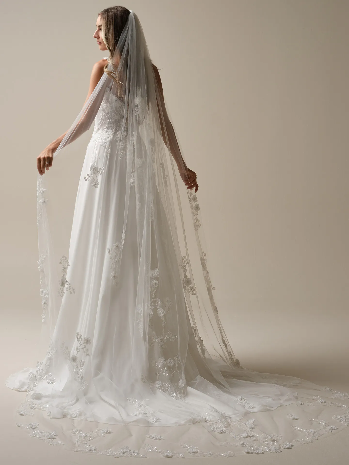 Maggie Sottero Hunter veil with 3D flowers, back view