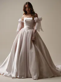 Off-the-shoulder fitted tulle long sleeves with bows