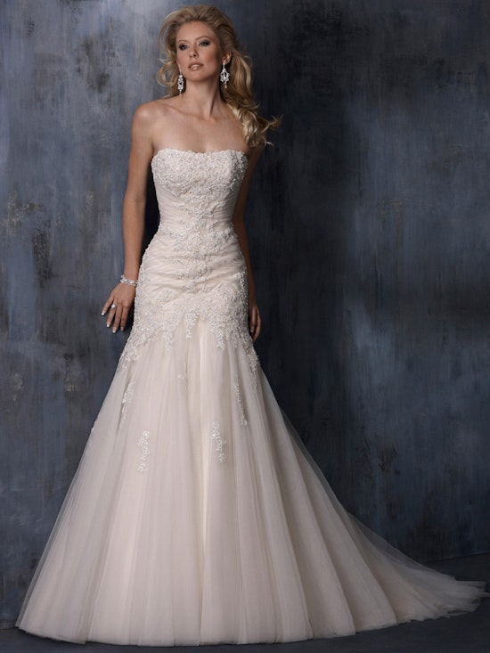 Maggie Sottero Wedding Dress Anniston S5240 front