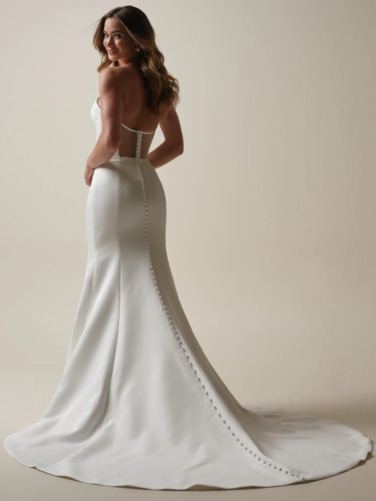 Sottero and Midgley Nesrine mermaid back view with button detail