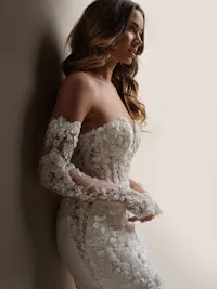 Detachable beaded and sequin 3-D lace fitted long sleeves