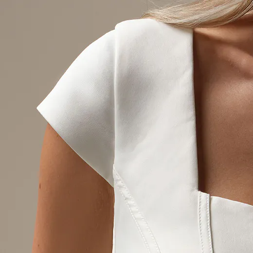 Maggie Sottero Derrick Leigh close-up square neckline detail