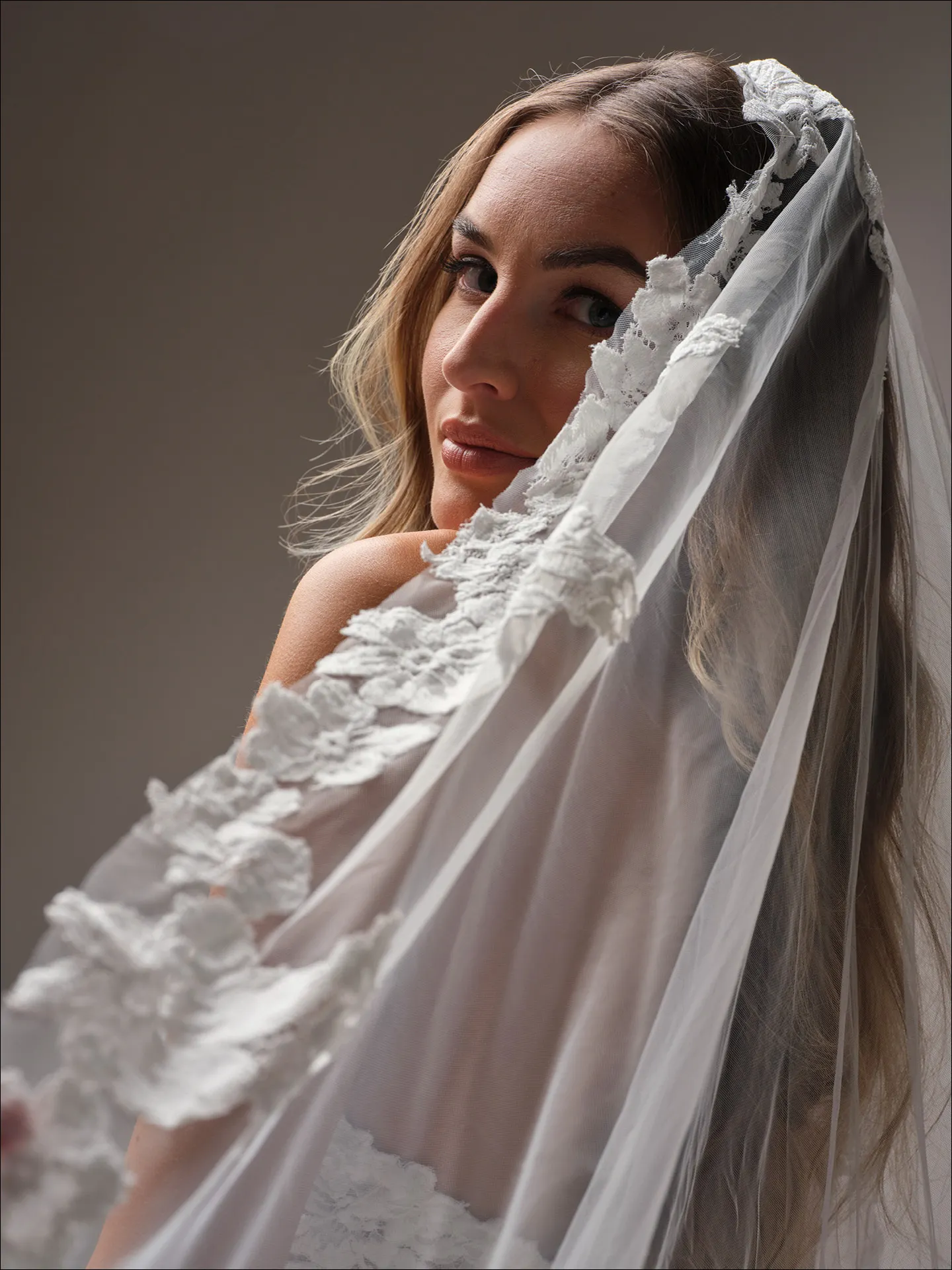 Maggie Sottero Devon veil close-up with lace details