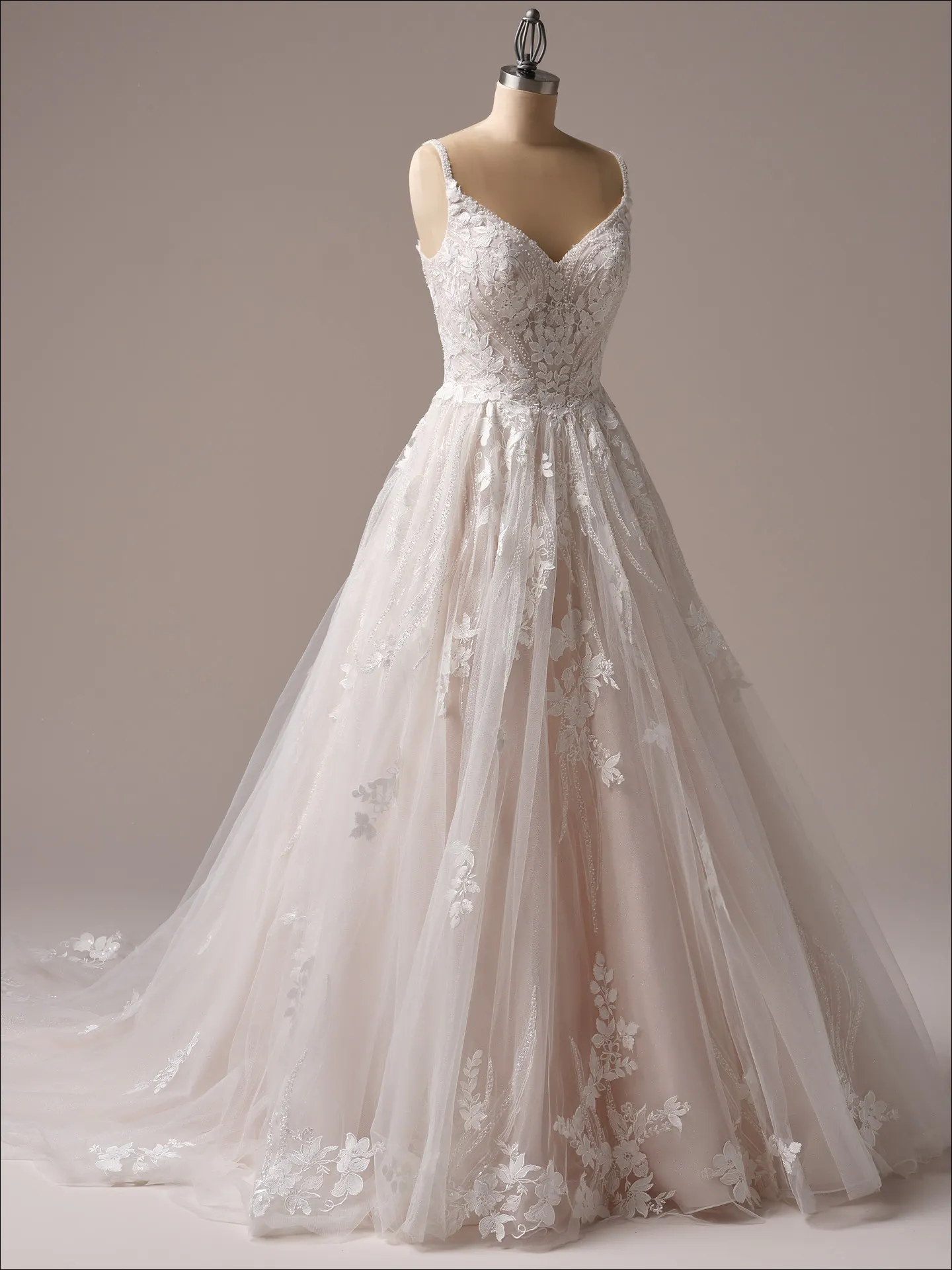 Maggie Sottero Juneau unembellished bodice detail smooth finish close view