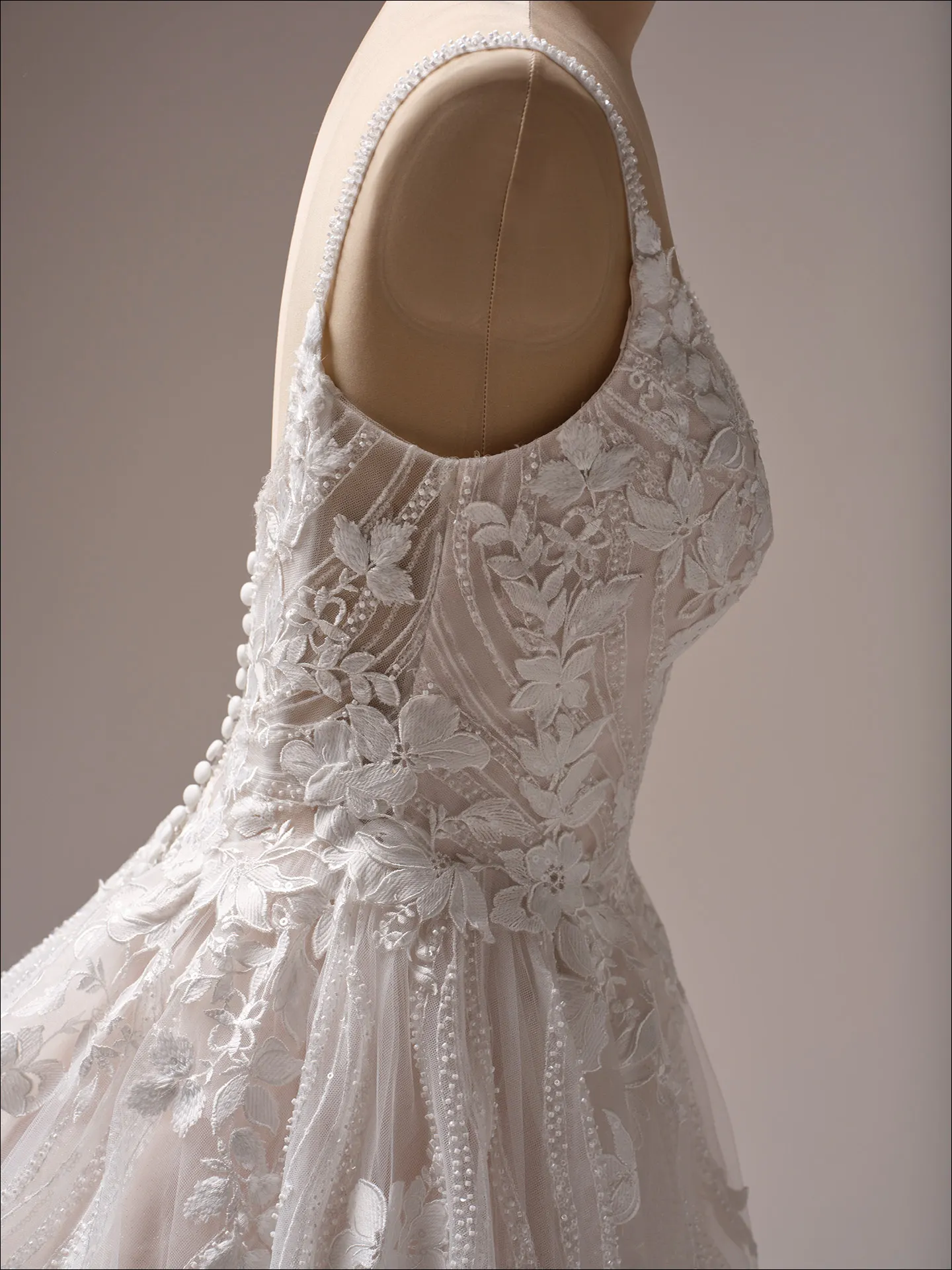 Maggie Sottero Juneau large tulle bow rear view accessory detail