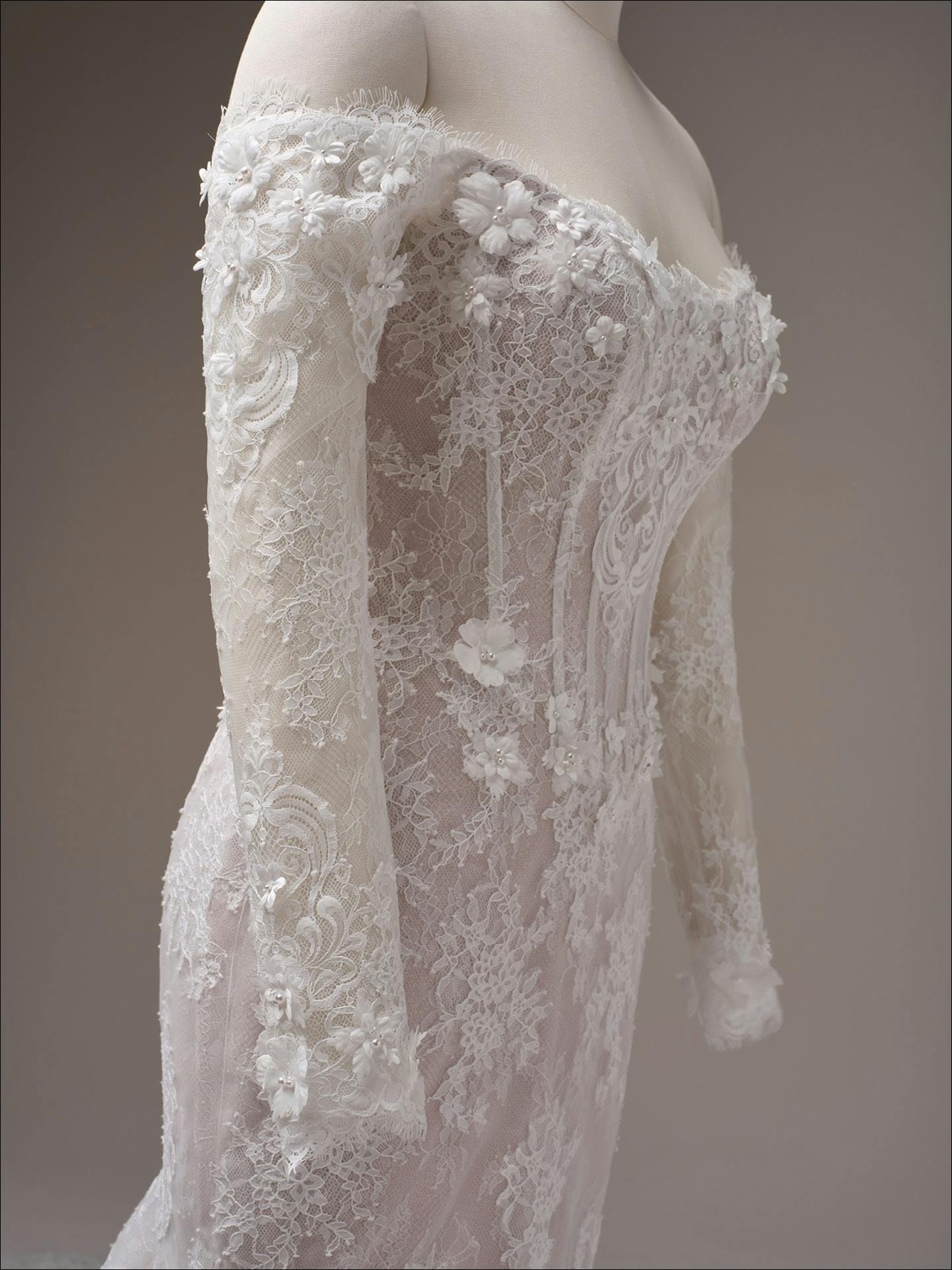 【大幅値下げ】マギーソテロ　ウェディングドレス Takera 3-D Floral Lace Mermaid Wedding Dress | Maggie Sottero
