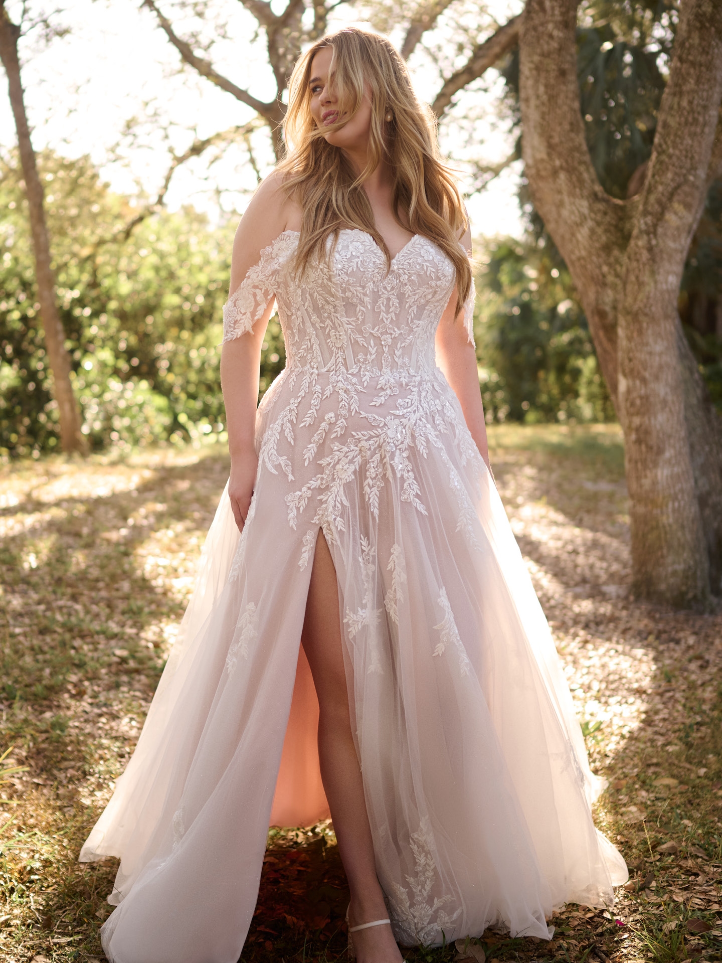 Rebecca Ingram Victoria A line Wedding Dress Curve-PROMO10