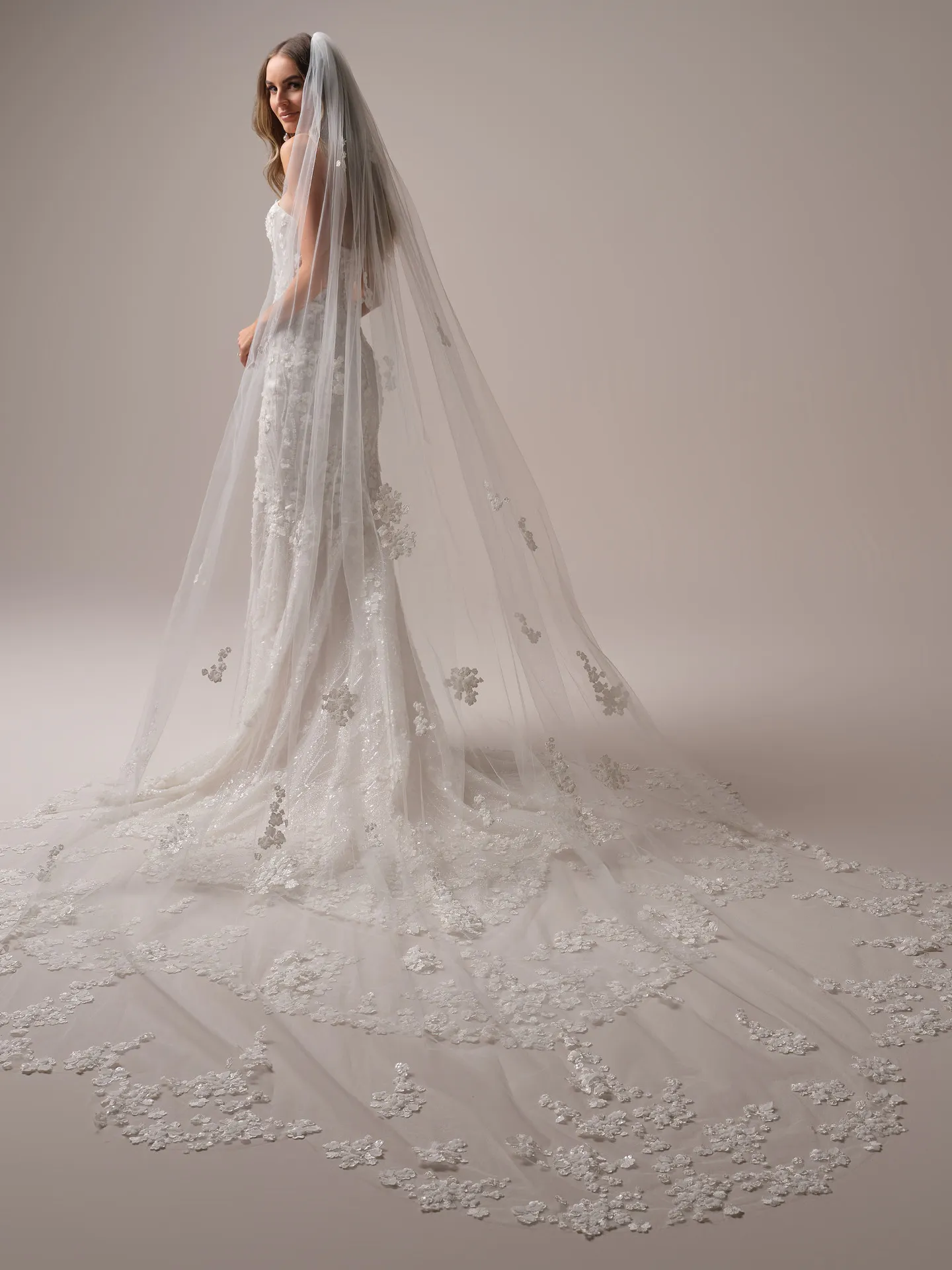 Sottero and Midgley Noor side view mermaid wedding dress with 3D floral appliqué