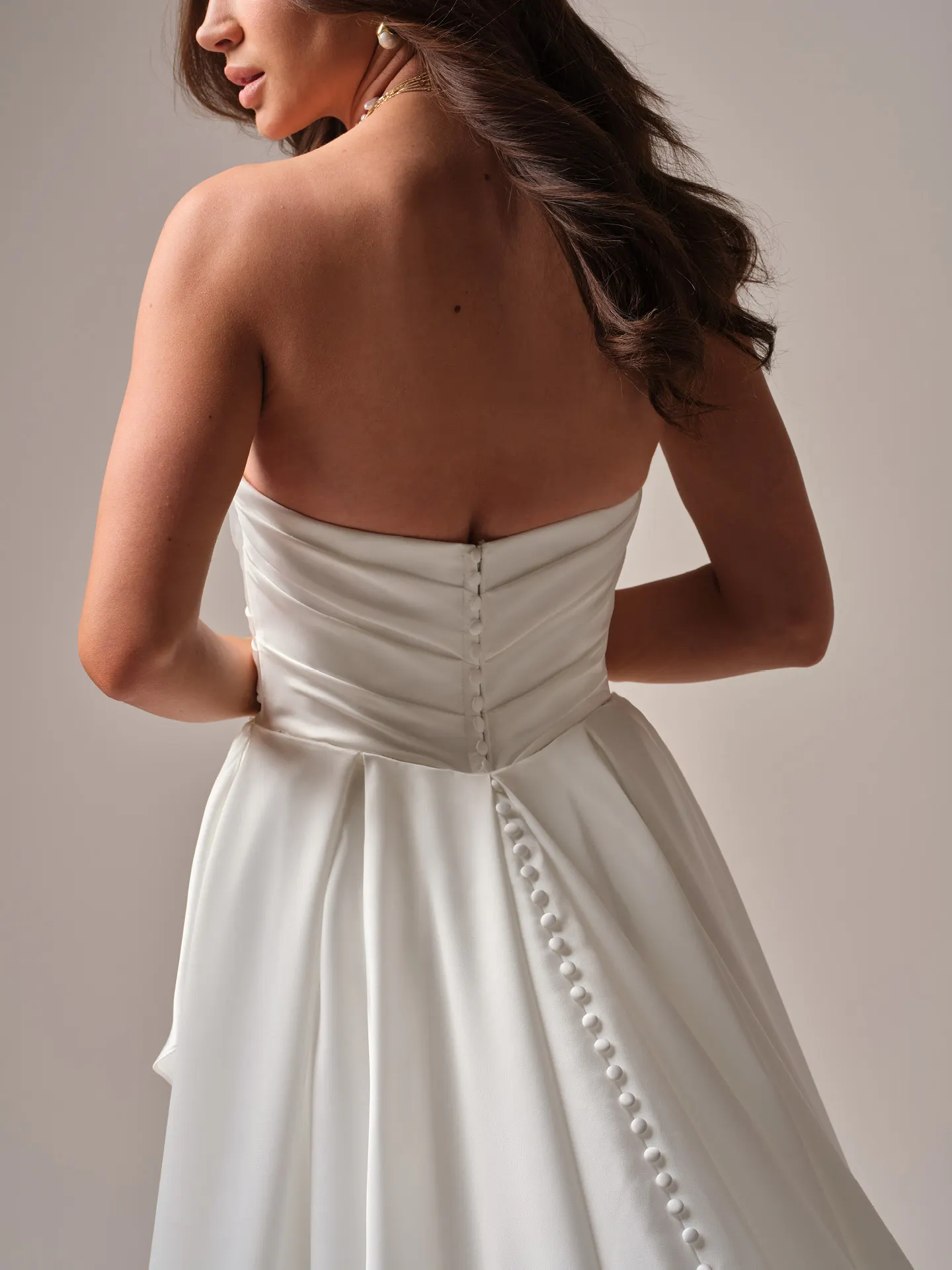 Sottero and Midgley Rhianna back view with button detail