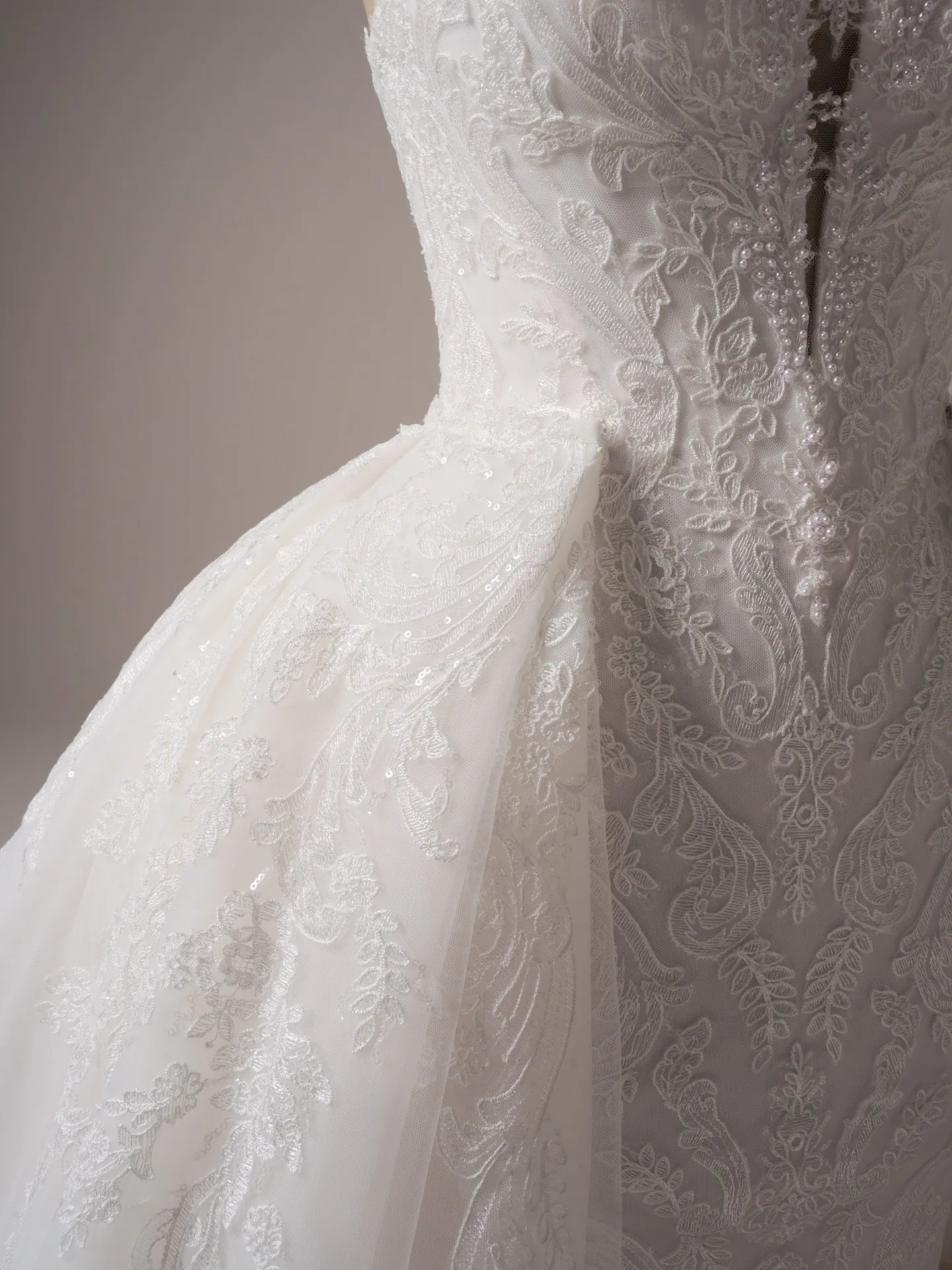 Sottero and Midgley Zareen back view lace details