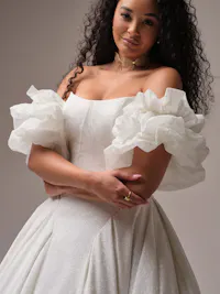 Fun detachable puff armbands with glitter tulle
