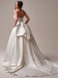 Trendy detachable Cartago satin bow with pearls