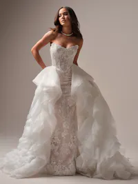 Flirty Detachable ruffled Chic organza train