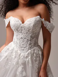Detachable off-the-shoulder floral illusion lace cap-sleeves