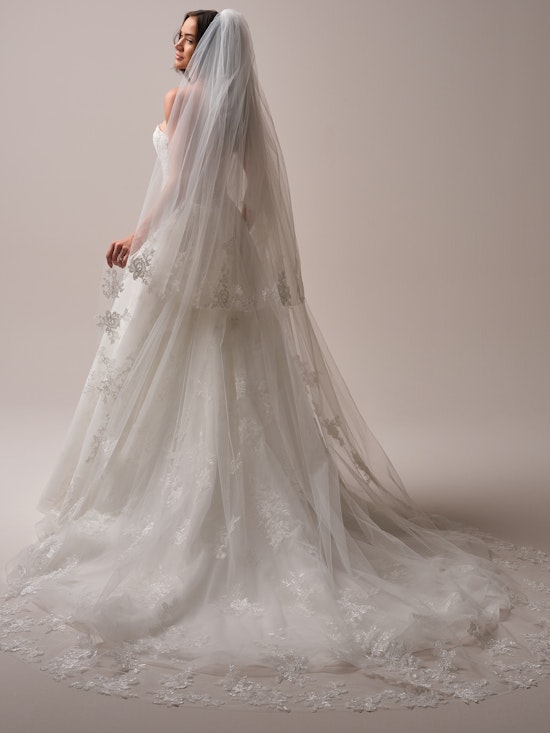 Maggie Sottero Prescott Veil Alt201