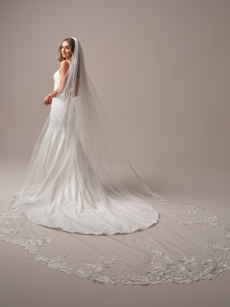 Maggie Sottero Sheridan Lane Veil Alt200
