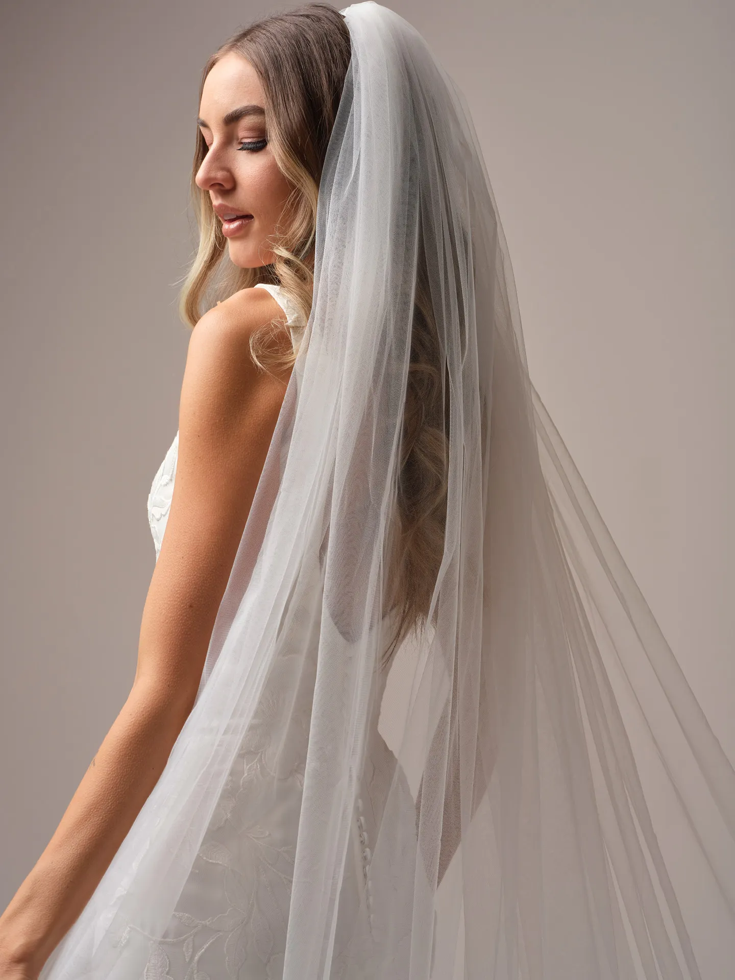 Maggie Sottero Sheridan Lane veil sheer tulle veil side view
