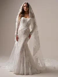 Vintage royal length mantilla veil with Chantilly lace edge