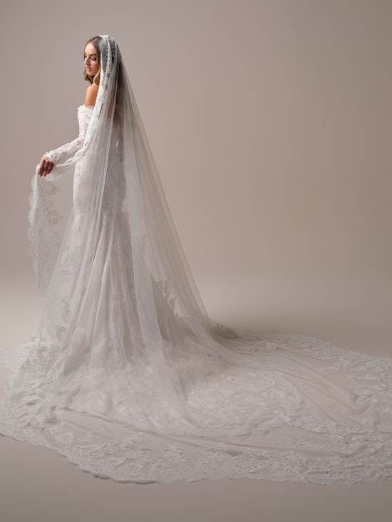 Maggie Sottero Takera Veil Alt202