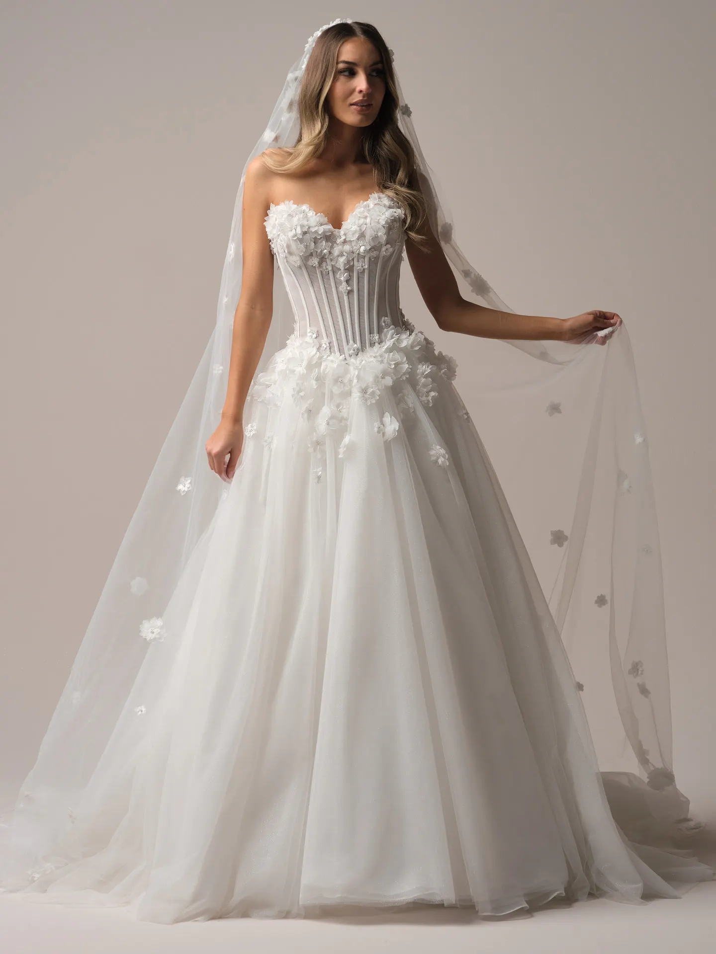 Sottero and Midgley Wesley Veil Alt201