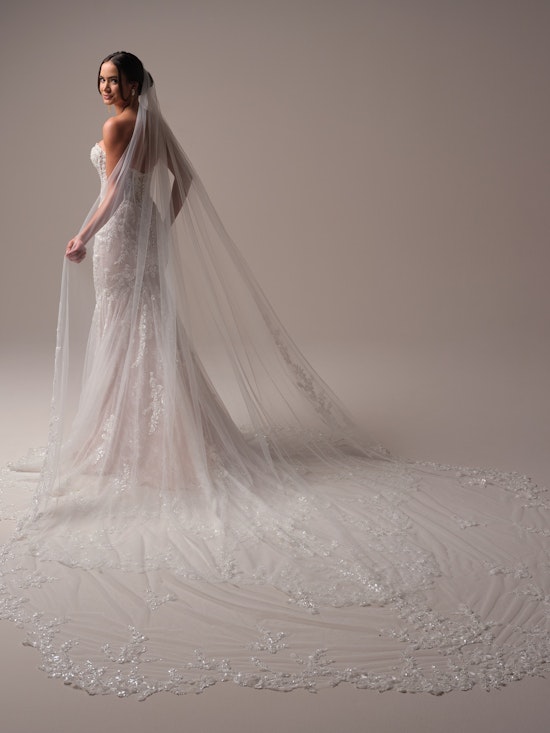 Maggie Sottero Benjie Royale Veil YYVL0+25MB841000